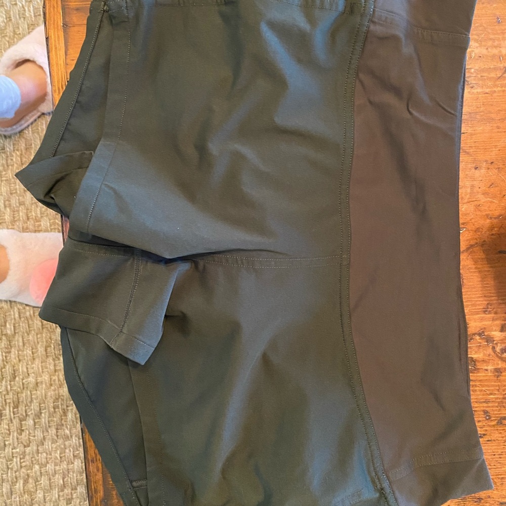 Lululemon running short